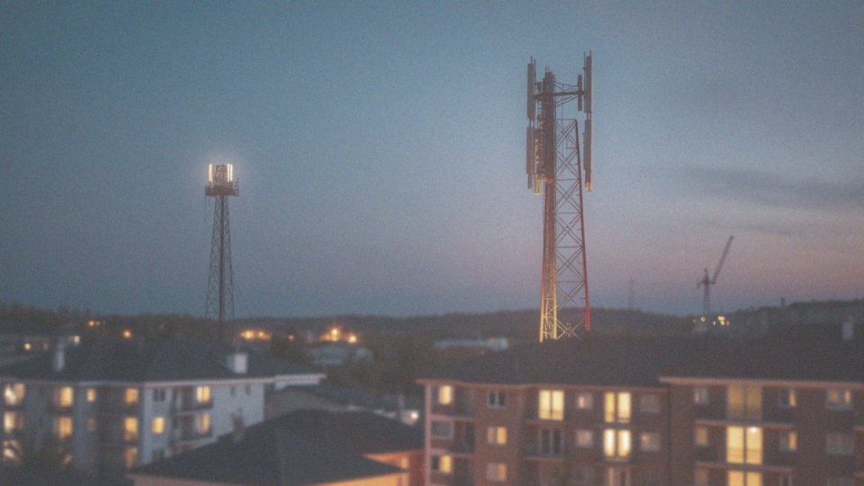 Gdzie odbywa się transmisja danych w telefonie?